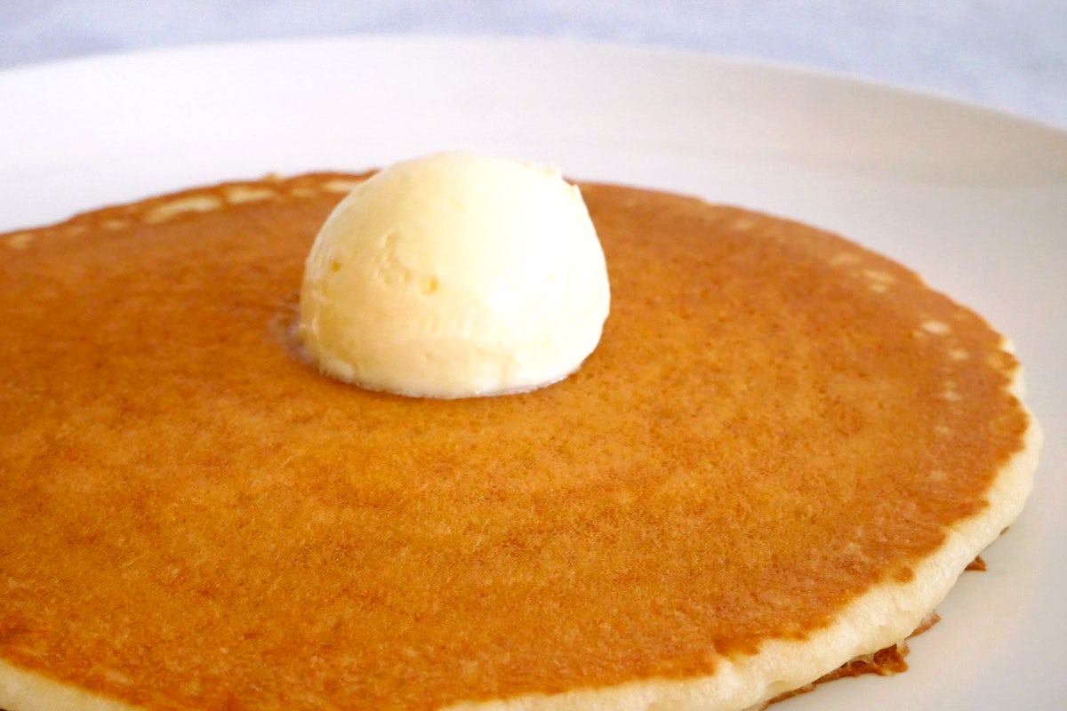 Order Pancake  food online from Broken Yolk Cafe store, Fullerton on bringmethat.com