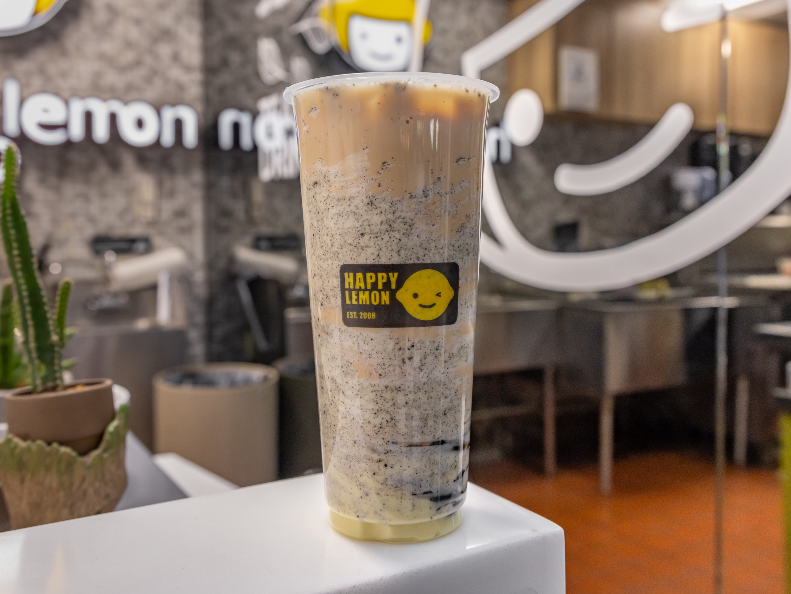 Order A3. Cold Milk Tea with Oreo and Puff Cream food online from Happy Lemon store, Boston on bringmethat.com
