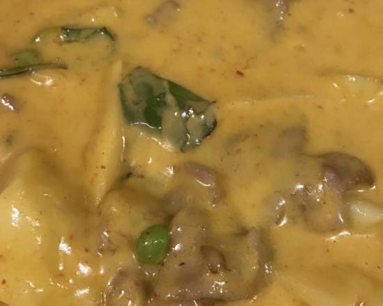 Order Red Curry food online from Thai Basil store, Springfield on bringmethat.com