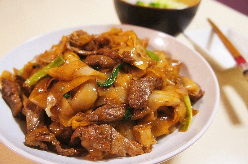 Order #47 乾炒牛河		Beef Chow Fun food online from Broadway Dim Sum store, San Francisco on bringmethat.com