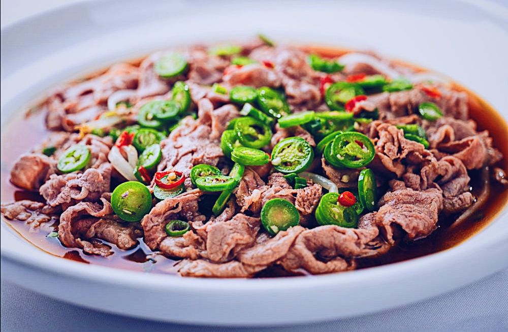Order Serrano Pepper Beef 鲜椒肥牛 food online from Meizhou Dongpo store, Los Angeles on bringmethat.com