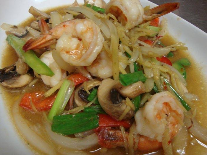 Order Ginger Perfect food online from Inthai Restaurant store, Stamford on bringmethat.com
