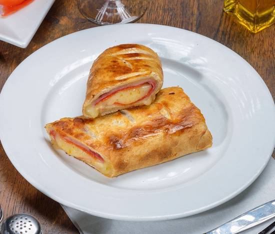 Order Meat Stromboli food online from Whippany Pizza Restaurant & Catering store, Morris County on bringmethat.com