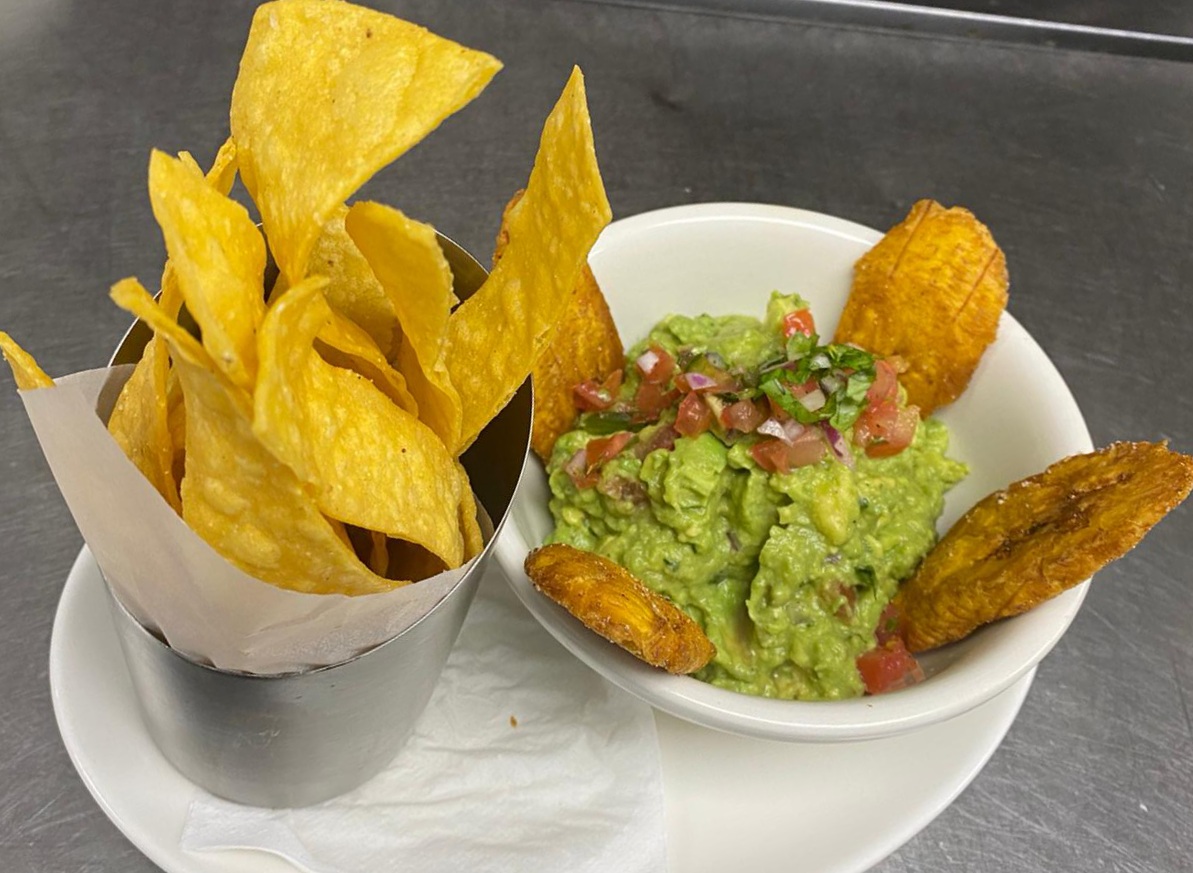 Order Guacamole and Chips food online from 512 Quantum Sound Bar & Restaurant store, Jersey City on bringmethat.com