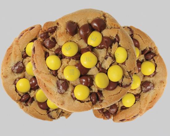 Order Courtney's Cookie food online from Which Wich store, Collierville on bringmethat.com