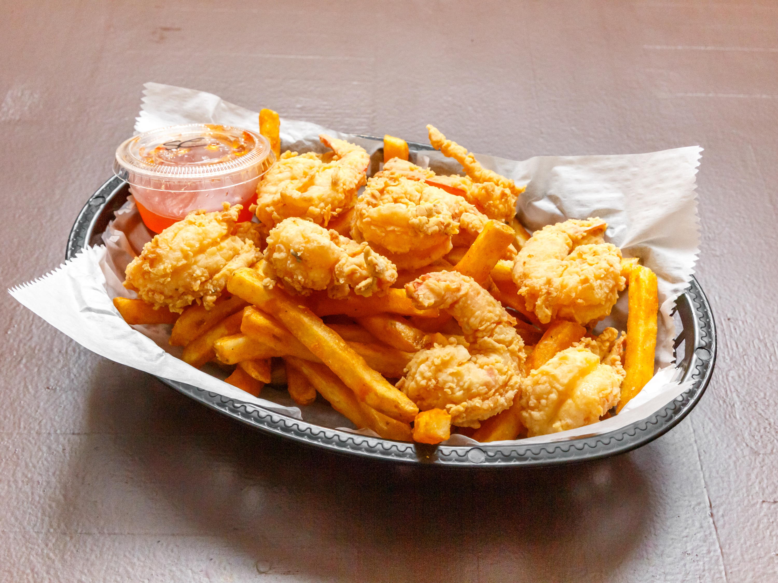 Order F1. Fried Shrimp Basket  food online from Ocean Treasures store, Pittsburgh on bringmethat.com