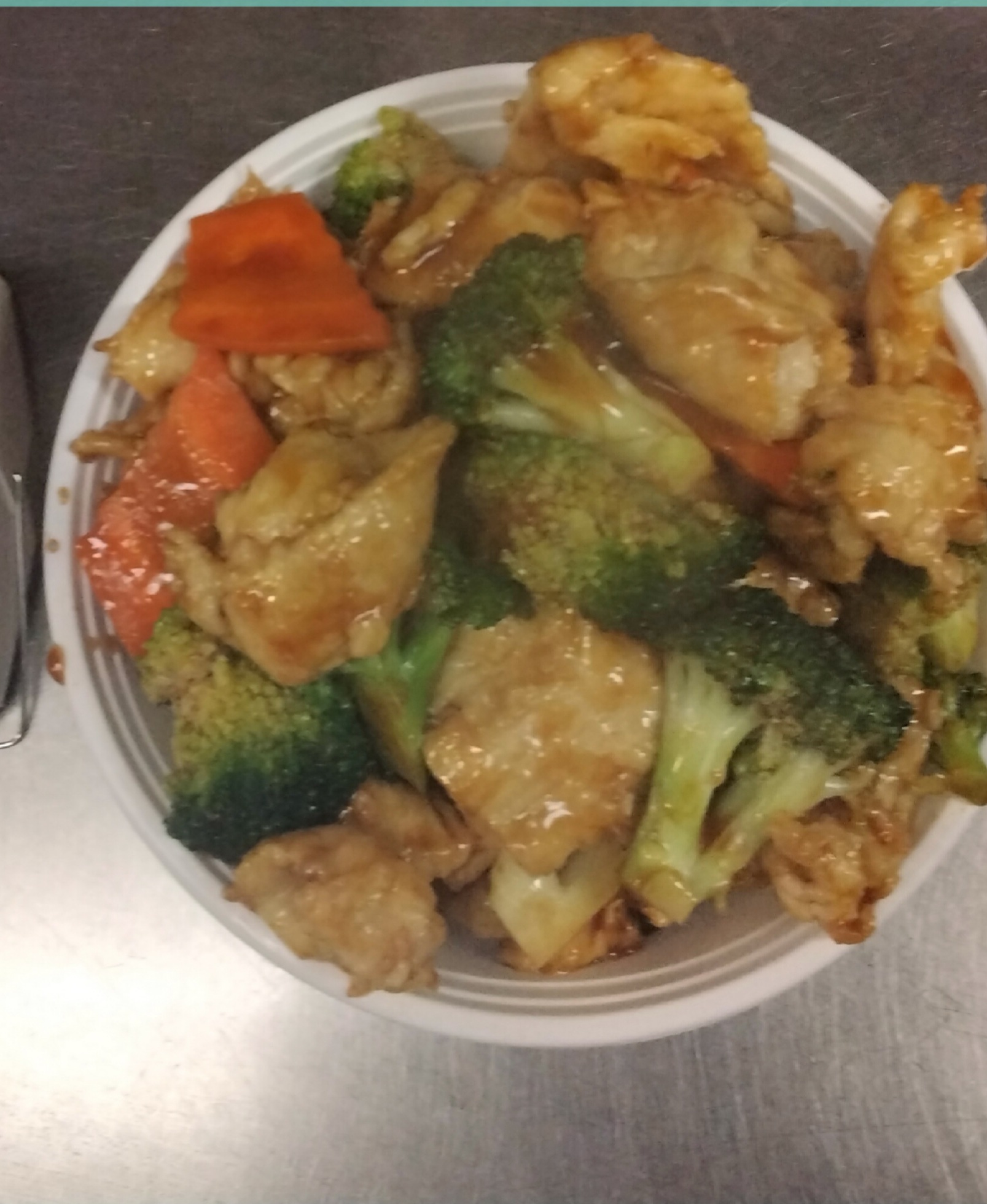 Order 84. Chicken with Broccoli food online from China Garden Restaurant store, Bloomfield on bringmethat.com