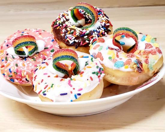Order Icing with Sprinkle and Rainbow Candy Topping food online from Sb Donuts store, Millington on bringmethat.com