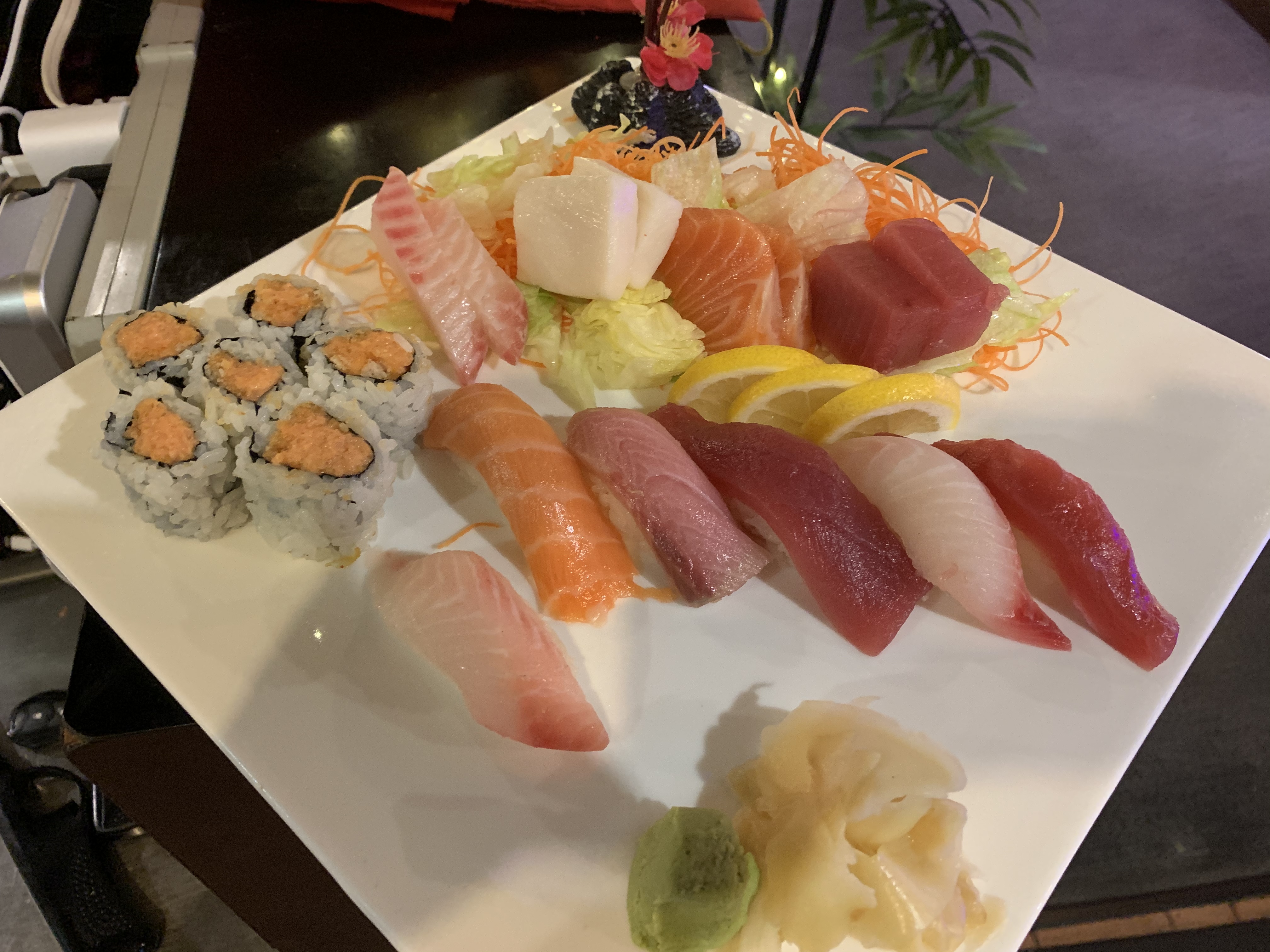 Order 9. Sushi and Sashimi Regular Sushi Dinner food online from Fuji Yama Sushi Bar store, Reisterstown on bringmethat.com