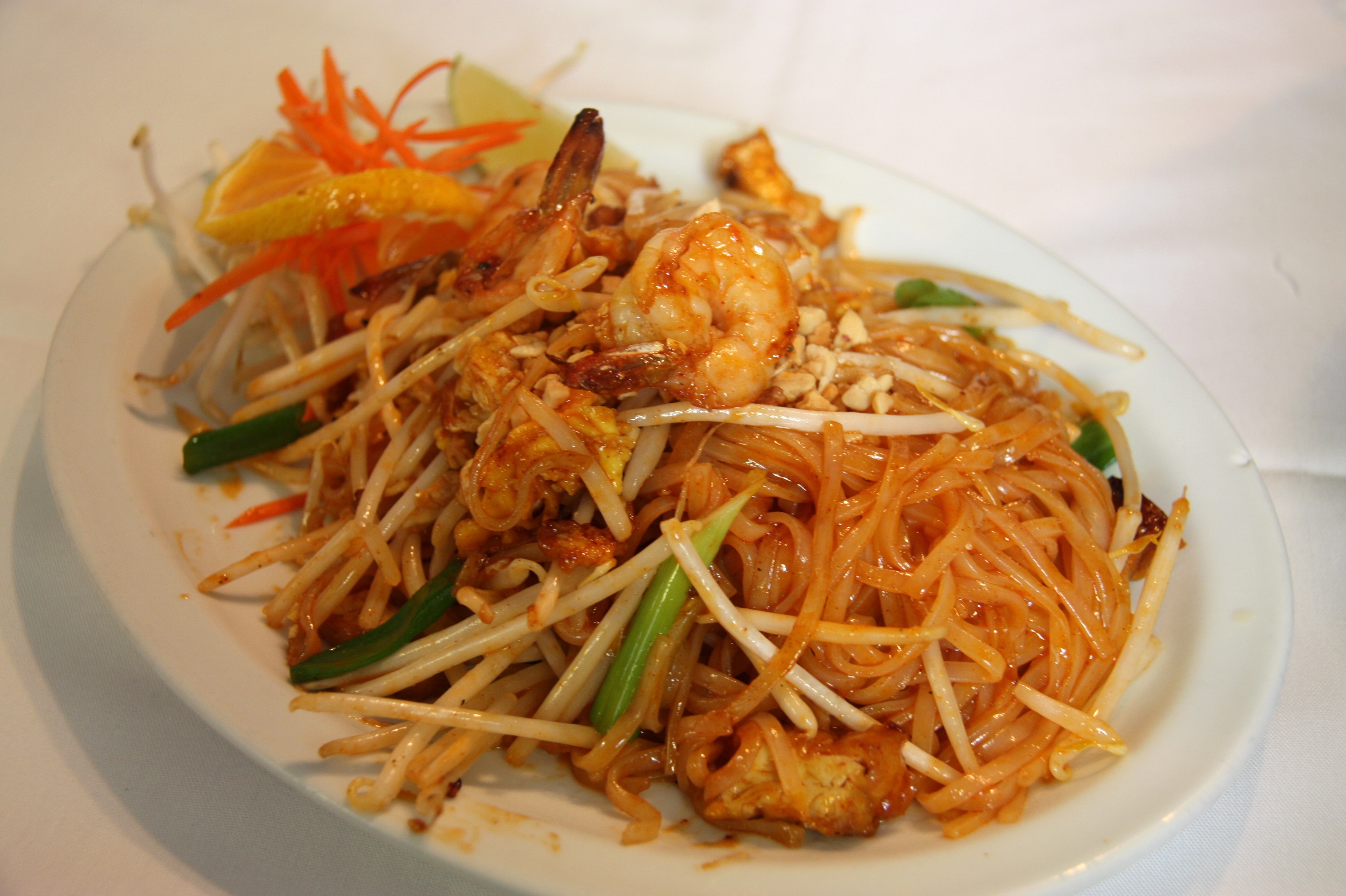 Order Pad Thai Noodle food online from Ploy Ii-Thai Cuisine store, San Francisco on bringmethat.com