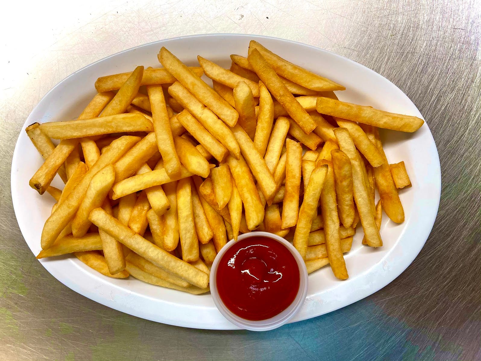 Order French Fries - Appetizer food online from Sonny Restaurant & Pizzeria store, Englewood on bringmethat.com