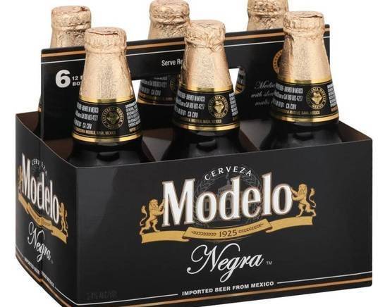 Order Modelo Negra 6x 12oz Bottles food online from Windy City Liquor Market store, El Cajon on bringmethat.com