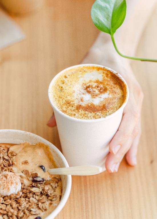 Order Turmeric Spice Latte food online from Alchemy Juice Bar + Cafe store, Columbus on bringmethat.com