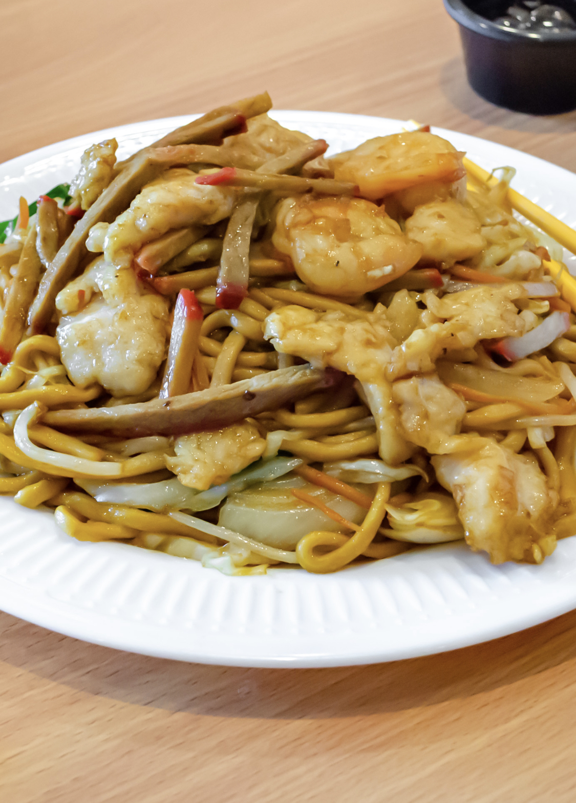Order 6. House Chow Mein food online from Asian Bistro store, El Dorado Hills on bringmethat.com