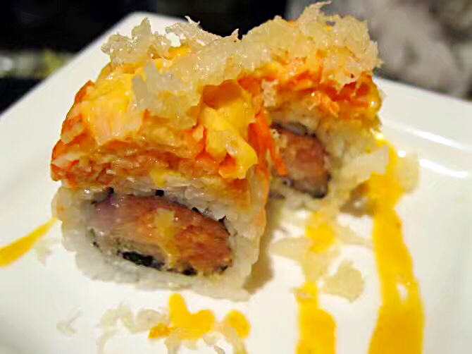 Order Dynamite Roll food online from Oishii Sushi Japanese store, Astoria on bringmethat.com