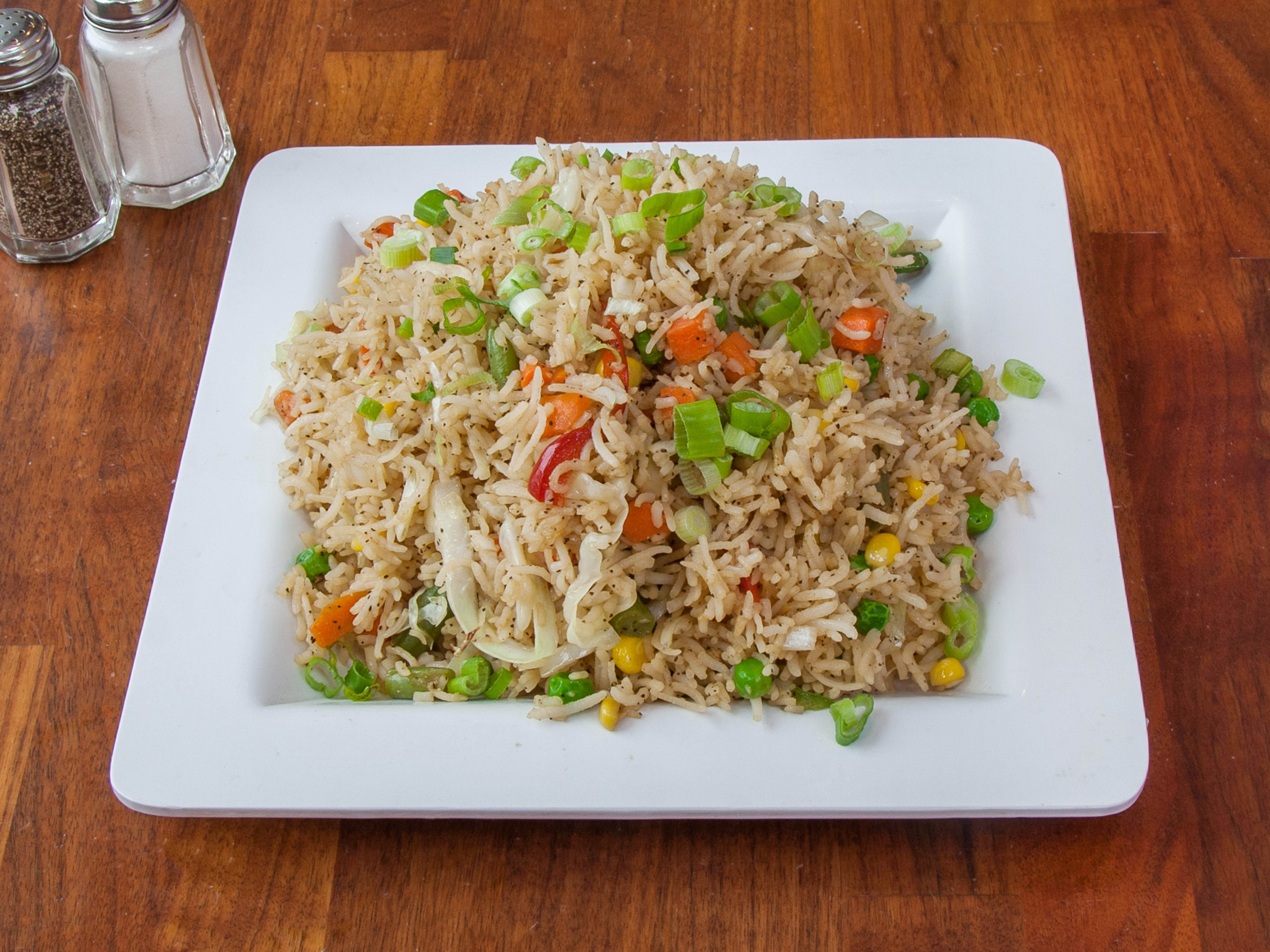 Order Veggi fried rice food online from Chicago Hot Breads store, Naperville on bringmethat.com