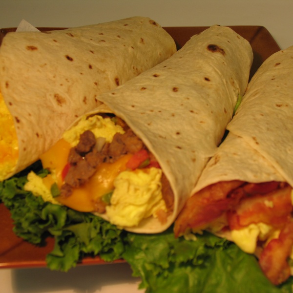 Order Breakfast Burrito with Meat food online from Bagelworks Cafe store, Los Angeles on bringmethat.com
