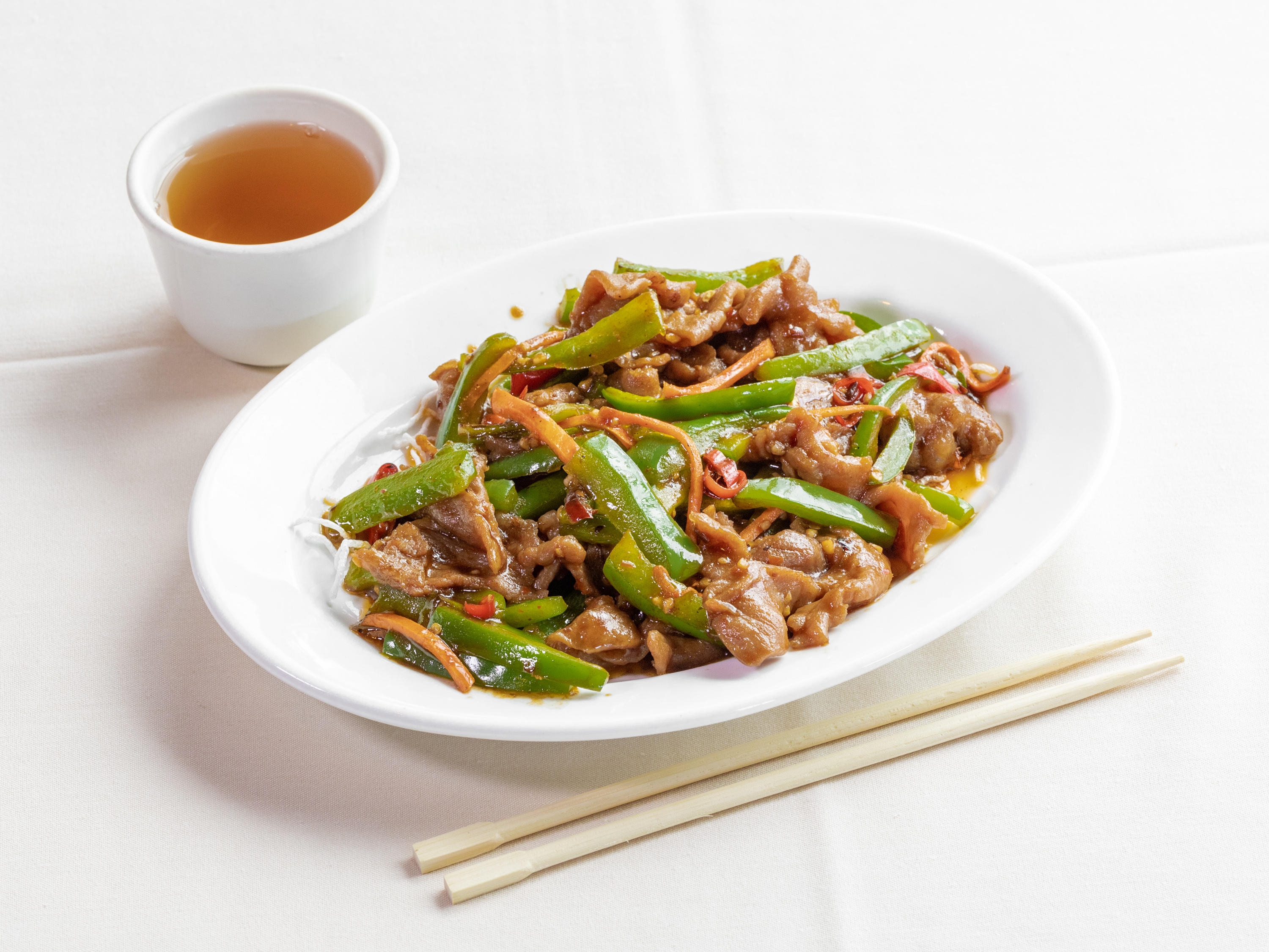 Order Mongolian Beef 蒙古牛肉 food online from House Of Wong Restaurant store, Honolulu on bringmethat.com