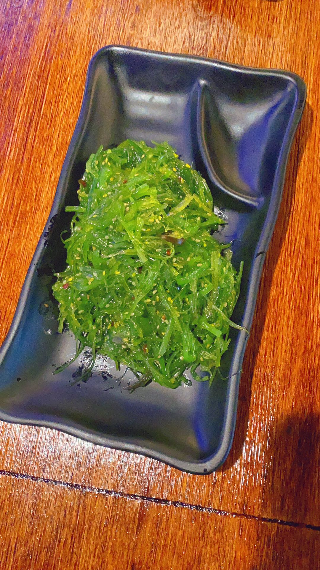 Order A8. Seaweed Salad food online from King Noodle And Bar store, Killeen on bringmethat.com