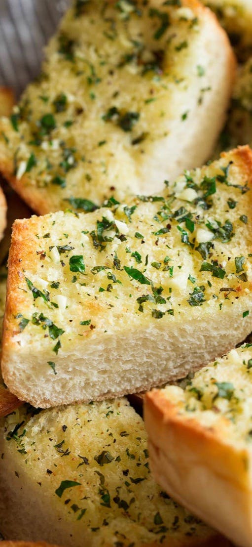 Order Garlic Bread - Appetizer food online from Il Forno store, Branchburg on bringmethat.com