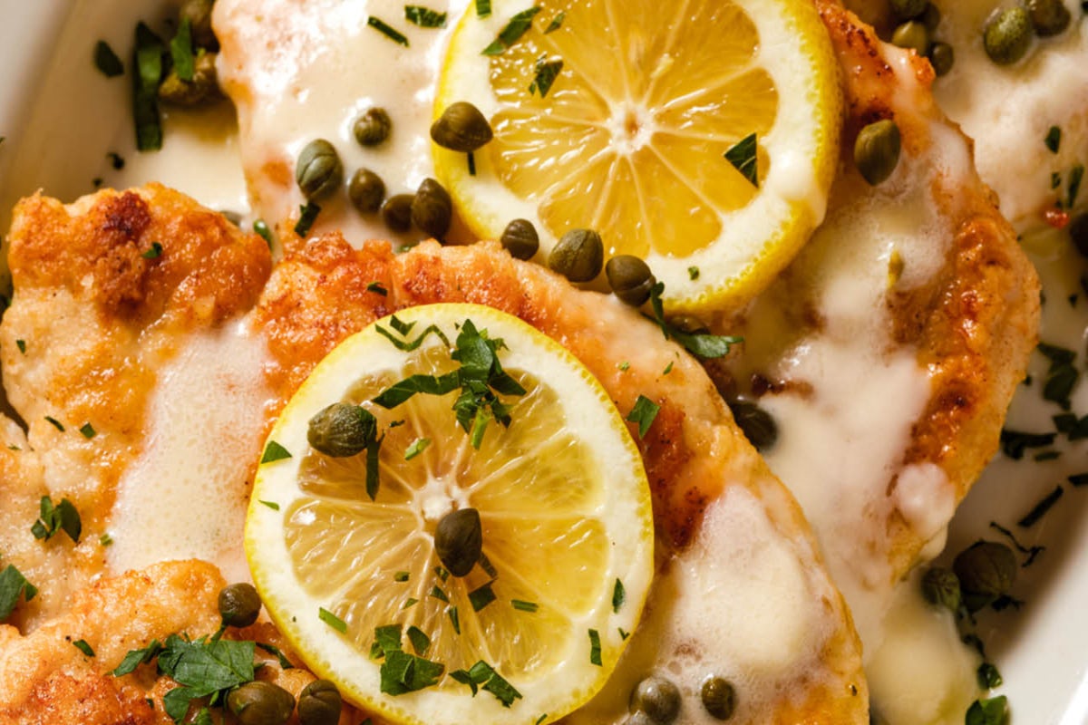 Order Chicken Limone food online from Buca di Beppo store, Indianapolis on bringmethat.com