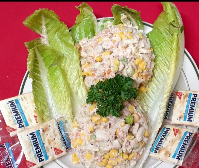 Order Tuna Salad food online from El Buen Sazon Casero store, Phoenix on bringmethat.com