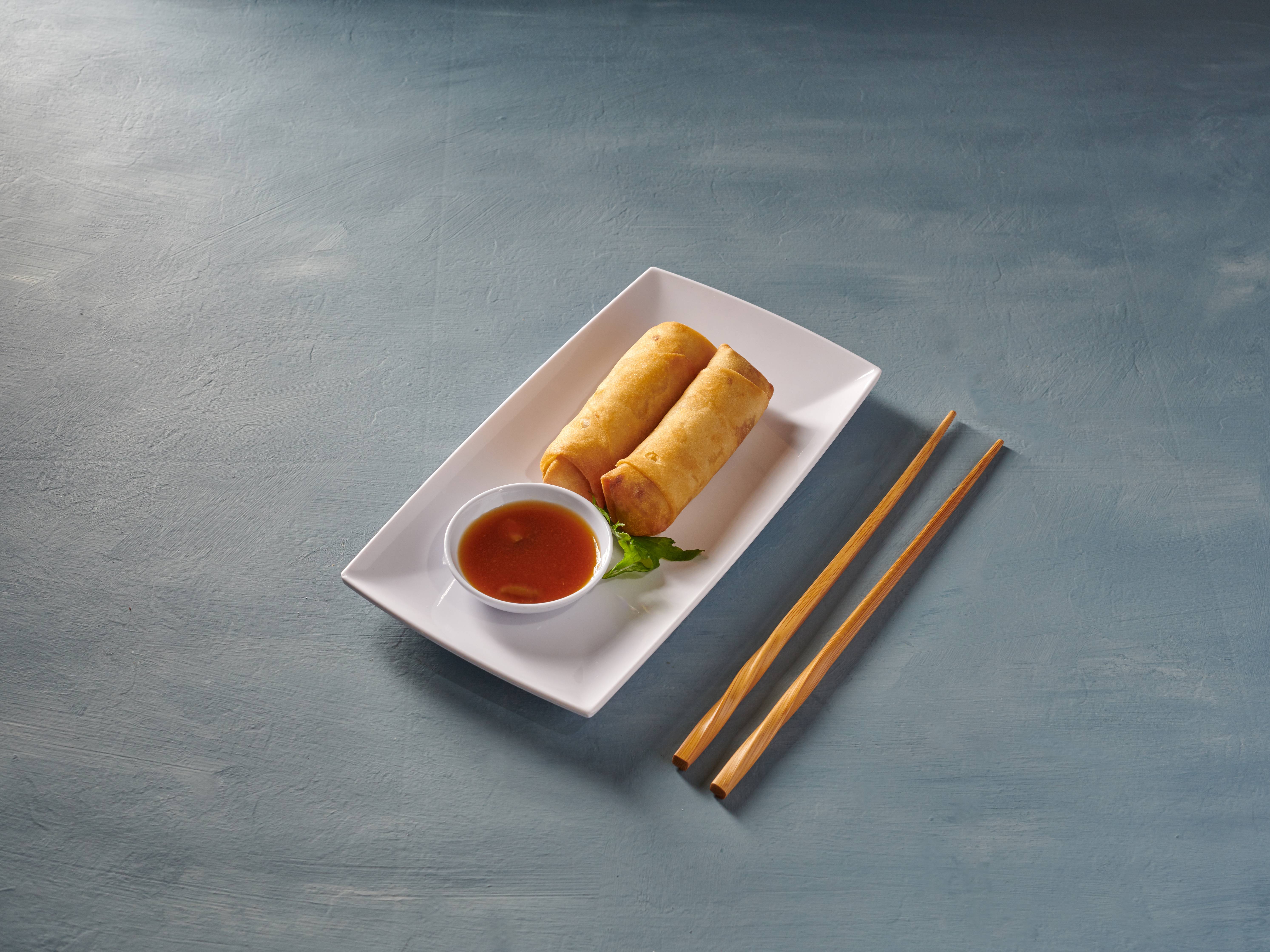 Order Vegetarian Spring Roll food online from Canal Express & Little China Cafe store, Washington on bringmethat.com
