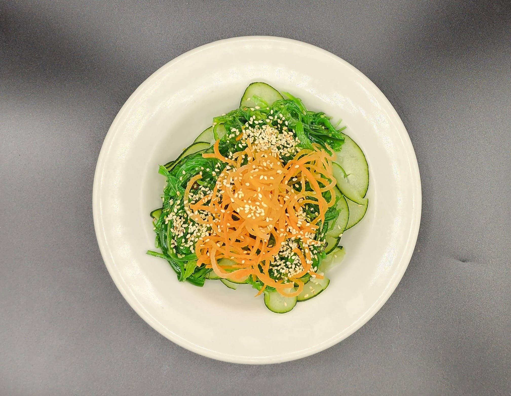 Order Seaweed Salad food online from VIP Thai Cuisine store, Woodridge on bringmethat.com