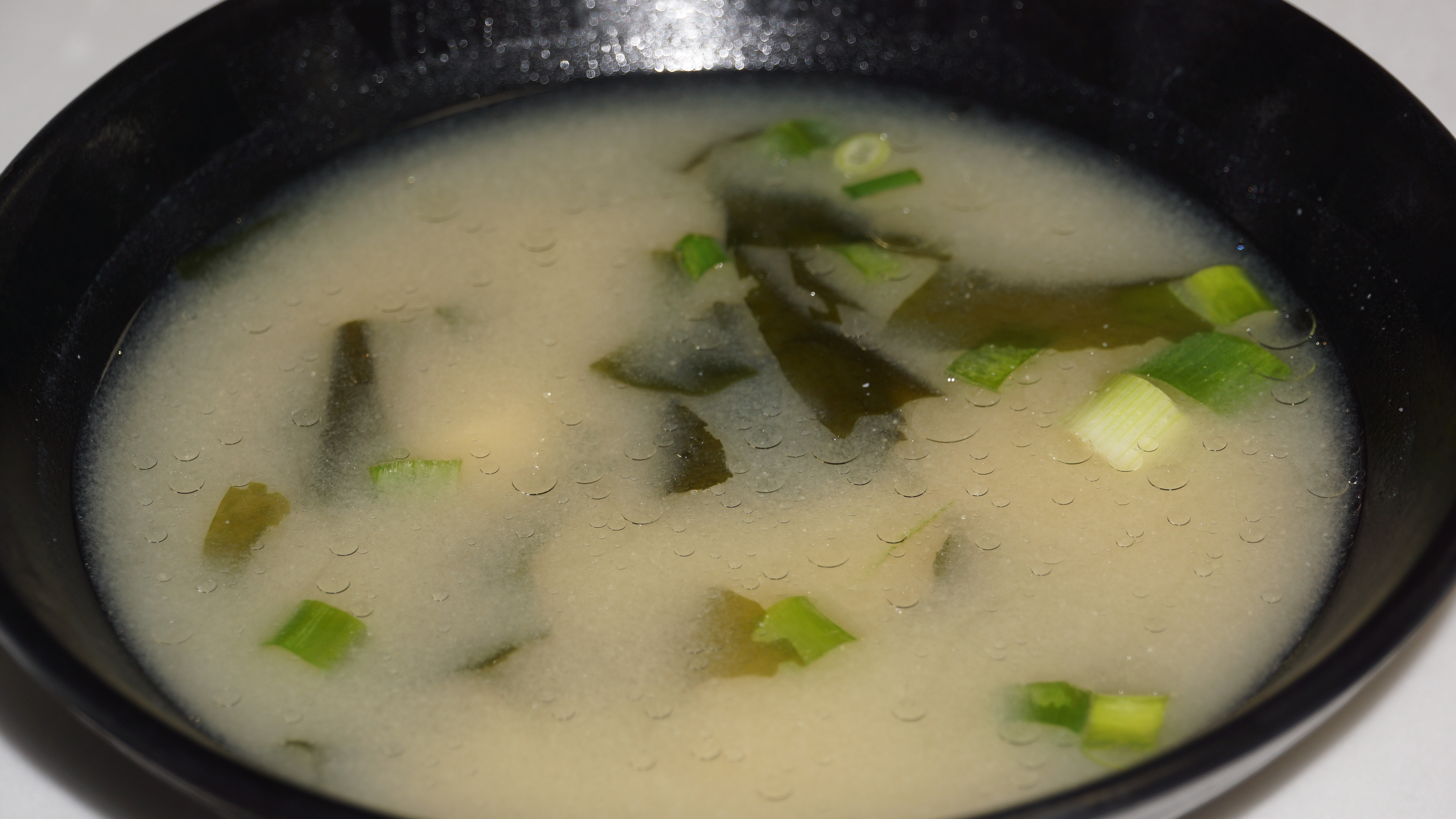 Order 16. Miso Soup food online from Mandarin Chinese Cuisine store, Covina on bringmethat.com