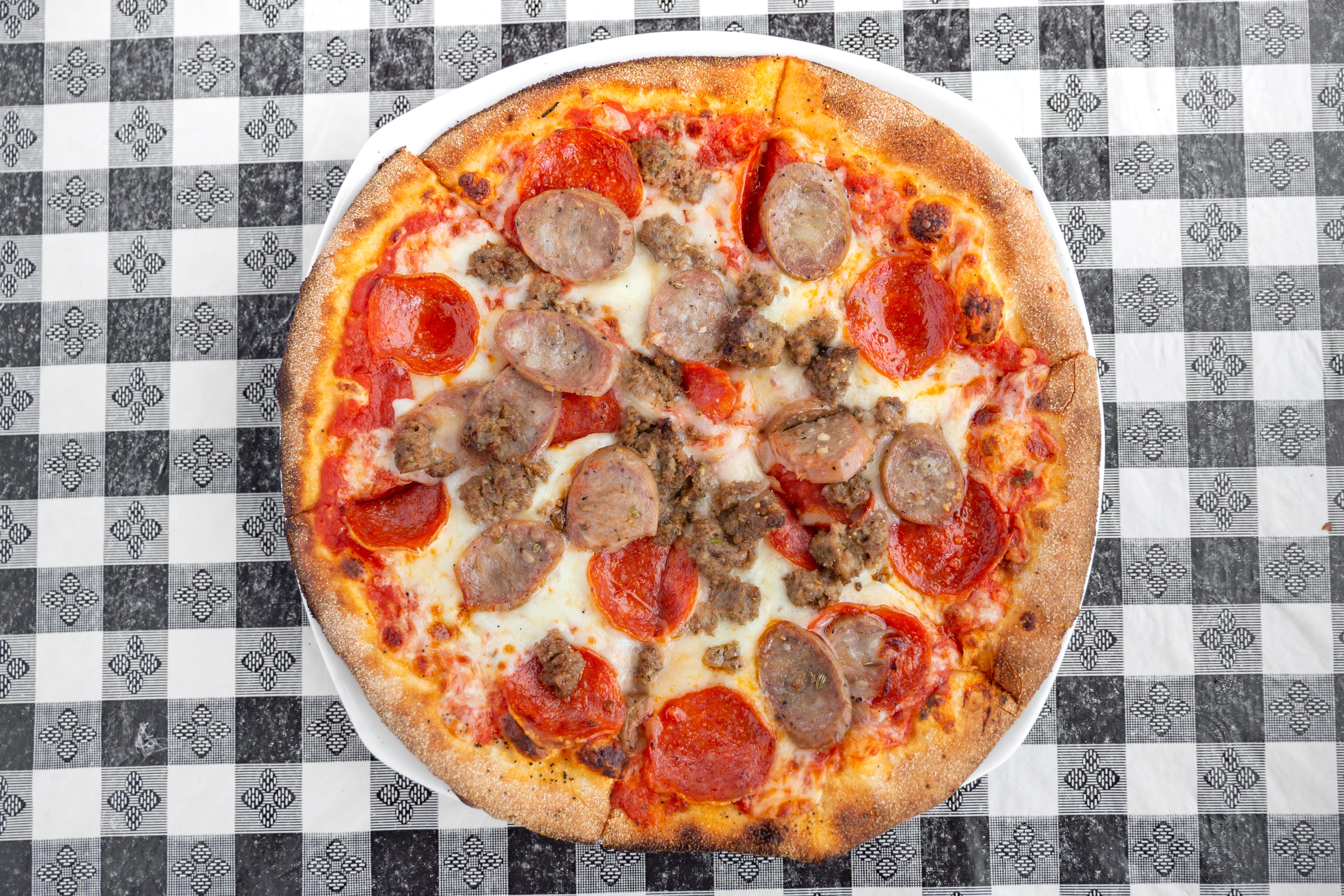 Order Meat Lover Pizza - 16'' food online from Pizzeria Romana North Attleboro store, North Attleborough on bringmethat.com