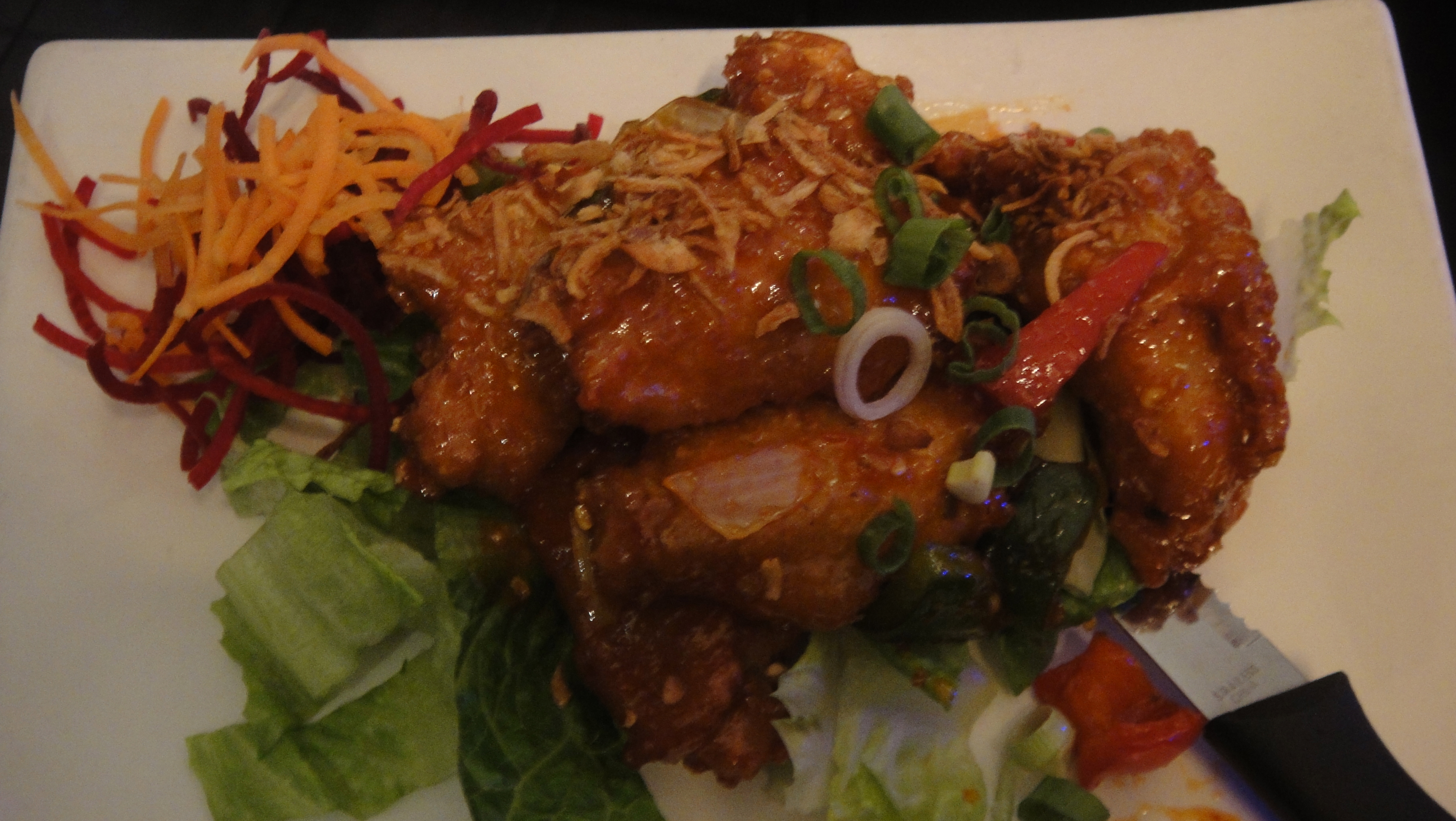 Order A18. Hot & Spicy Wings food online from Cha-Ba Thai Cuisine store, Long Beach on bringmethat.com