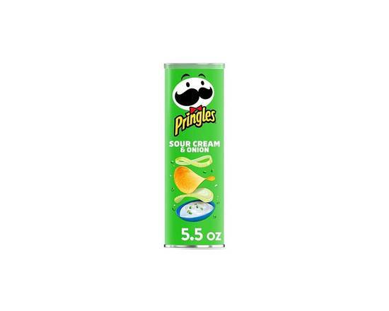 Order Pringles Sour Cream and Onion 5.5oz food online from Extra Mile 3056 store, Vallejo on bringmethat.com