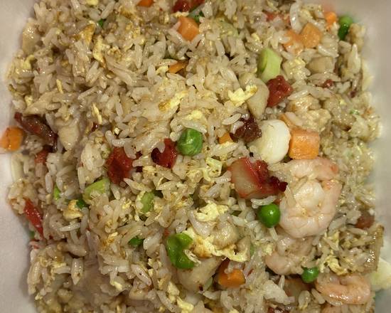 Order House Special Fried Rice food online from Asian Wok store, Lynnwood on bringmethat.com