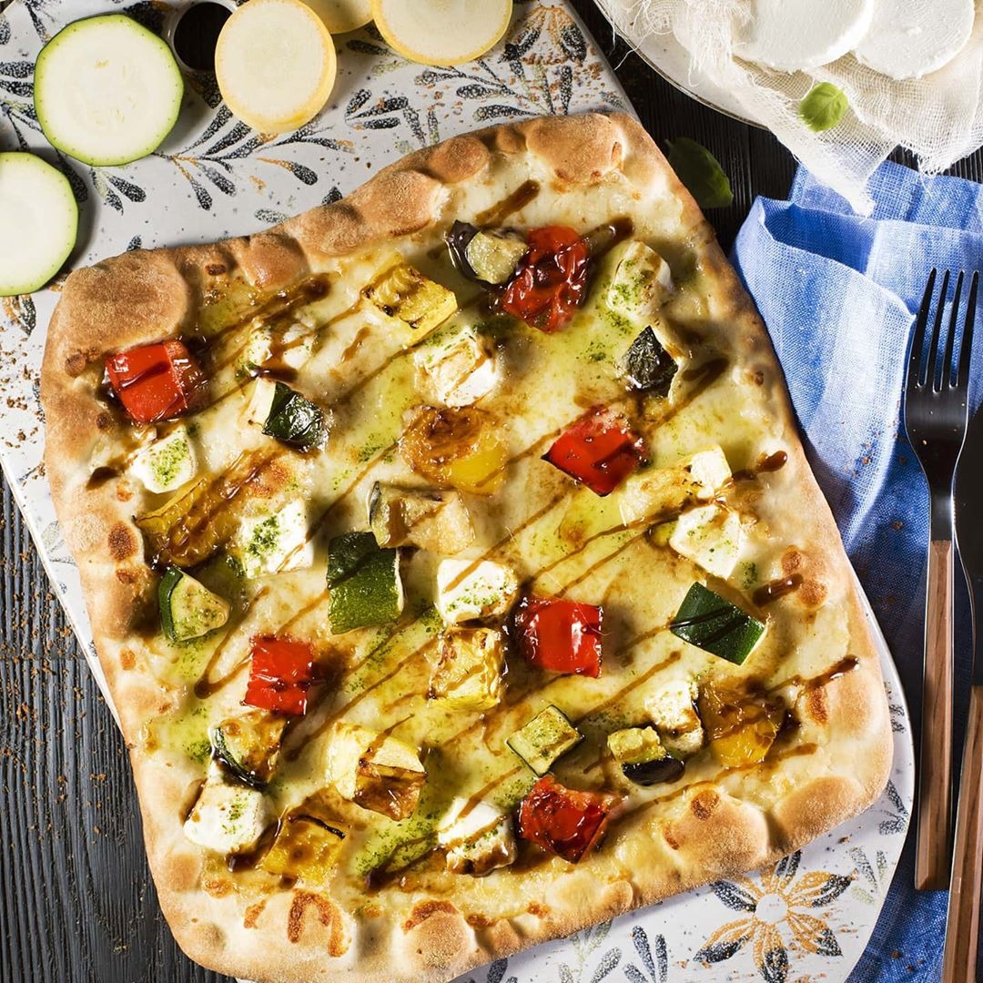 Order Roasted Veggie Flatbread food online from Pats Select Pizza | Grill store, Smyrna on bringmethat.com