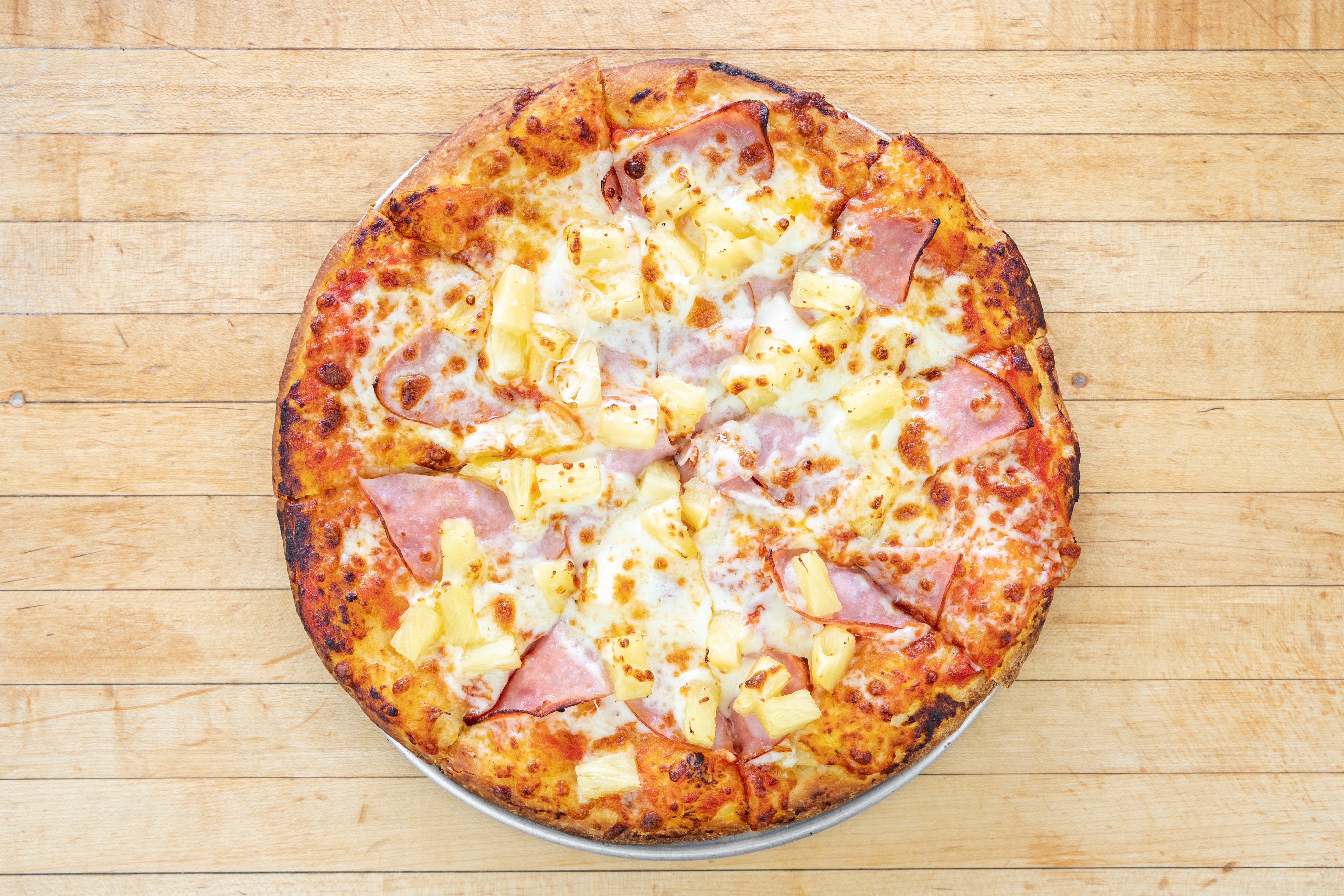 Order Hawaiian Supreme Pizza - Small 10'' (8 Slices) Feeds 1-2 food online from Checkers pizza and ribs store, San Jose on bringmethat.com