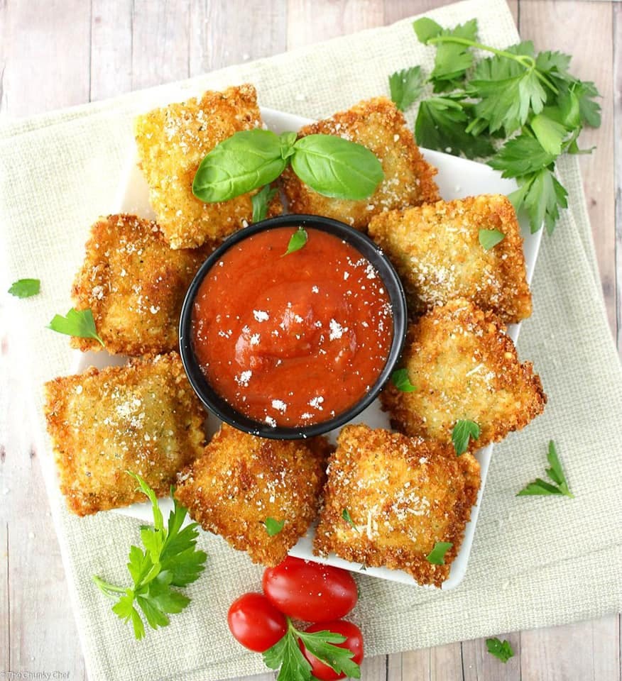 Order Toasted Ravioli - 10 Pieces food online from Perlas Pizza store, Richmond on bringmethat.com