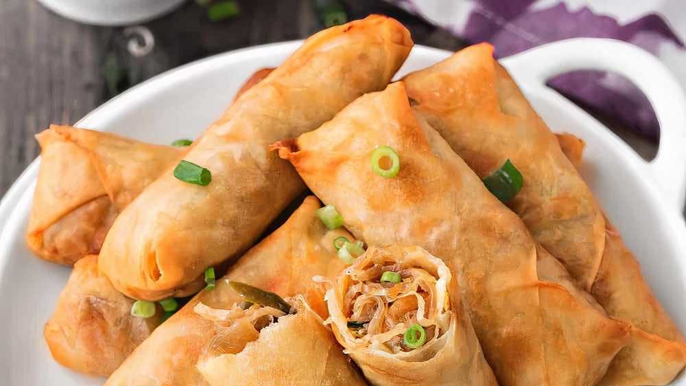 Order One Spring Roll - Roll food online from Super Kennedy Chicken store, Bronx on bringmethat.com