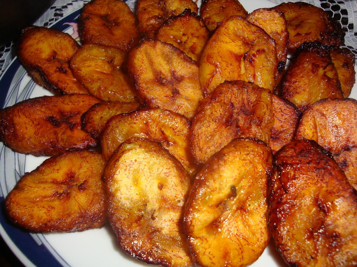Order Fried Sweet Yellow Plantains food online from Evertz's Cafe Restaurant store, Glendale on bringmethat.com