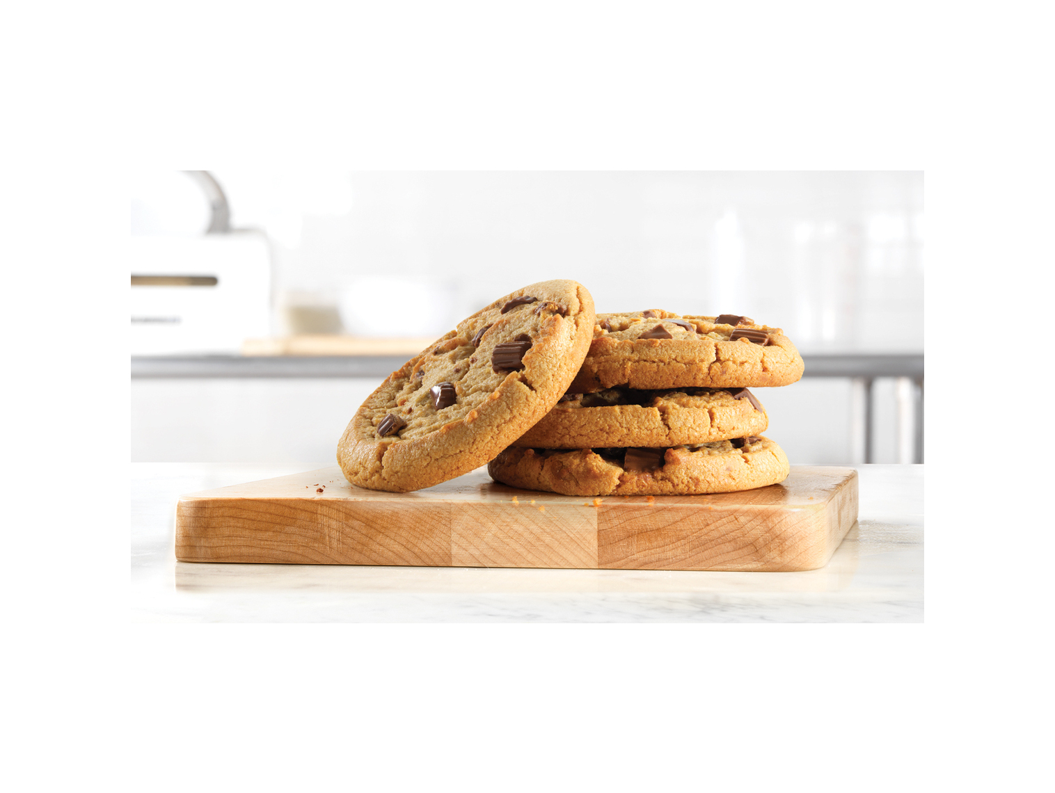 Order REESE’S Peanut Butter Cup Cookie food online from Arbys store, Toledo on bringmethat.com