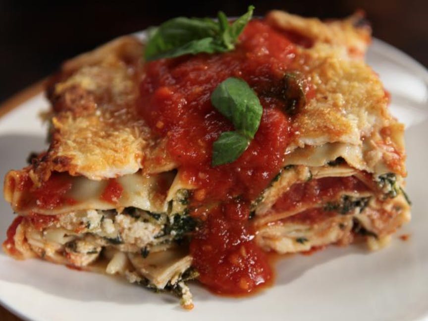 Order Spinach Lasagna - Dinner food online from Casa Dora Italian Cafe store, Jacksonville on bringmethat.com