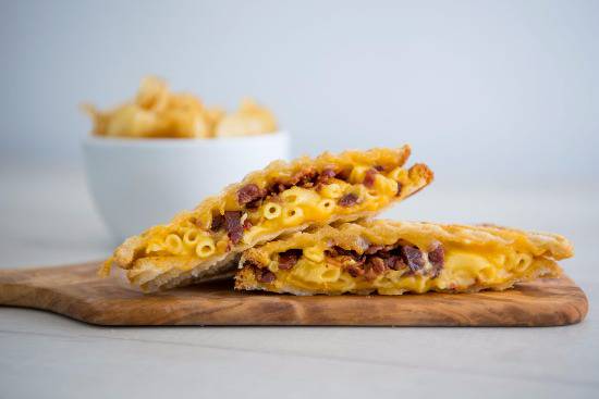Order The Mac-Attack Sandwich food online from Grilled Cheese Heaven store, Los Angeles on bringmethat.com
