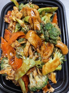 Order C11. Chicken with Broccoli food online from Panda Chef store, Sachse on bringmethat.com