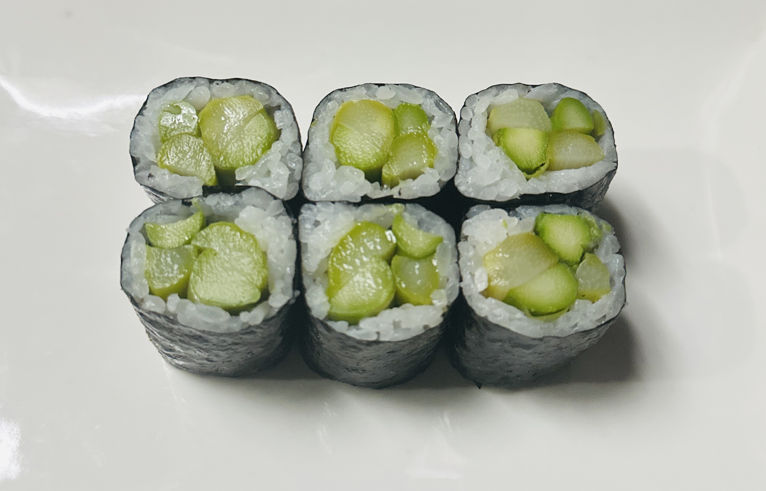 Order 5. Asparagus Maki Roll food online from Mikaku store, New York on bringmethat.com