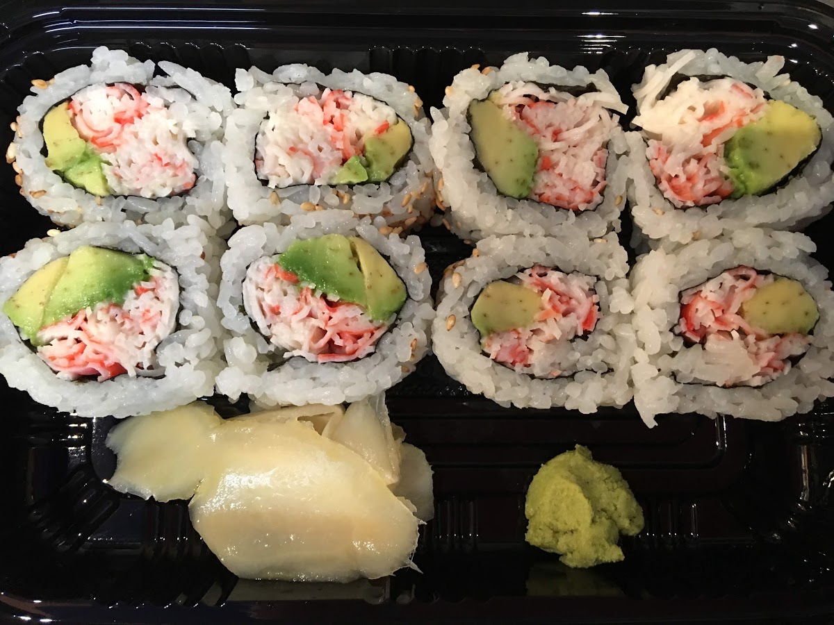 Order 44. California Roll food online from Sushi Kinta store, San Francisco on bringmethat.com