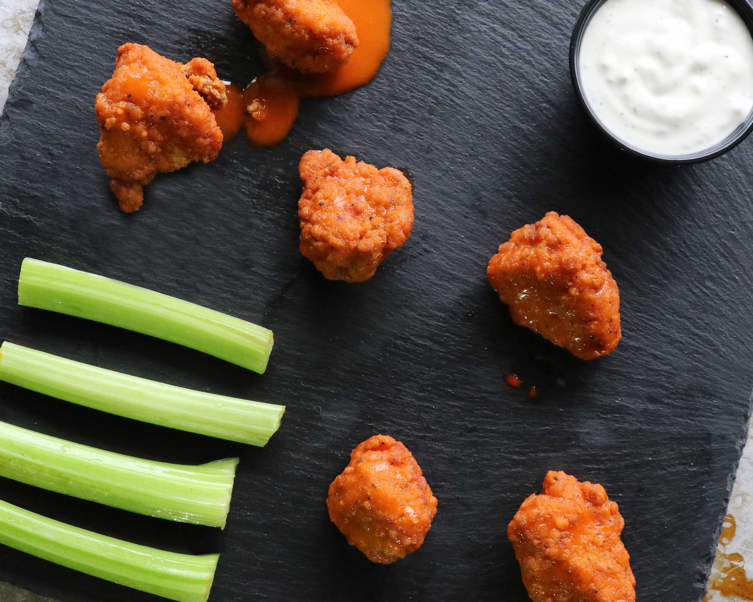 Order Boneless Wings food online from Scotty's brewhouse store, Bloomington on bringmethat.com