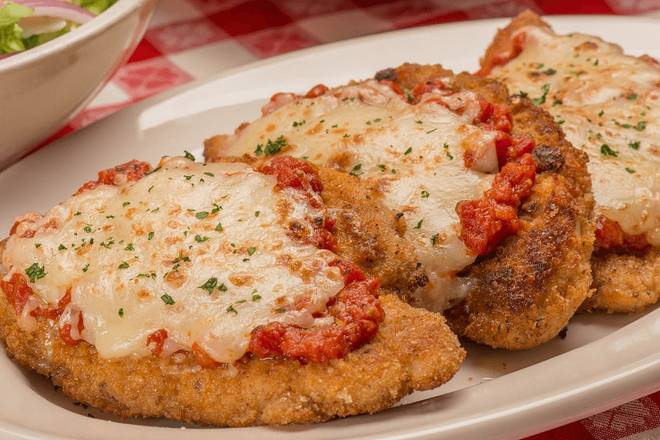 Order Chicken Parmigiana food online from Buca di Beppo store, Reading on bringmethat.com