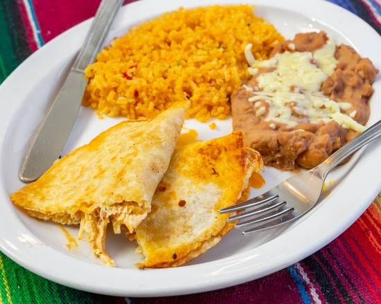 Order C. Shredded Beef Quesadilla Combo food online from Los Tres Amigos Mexican Restaurant store, Slidell on bringmethat.com