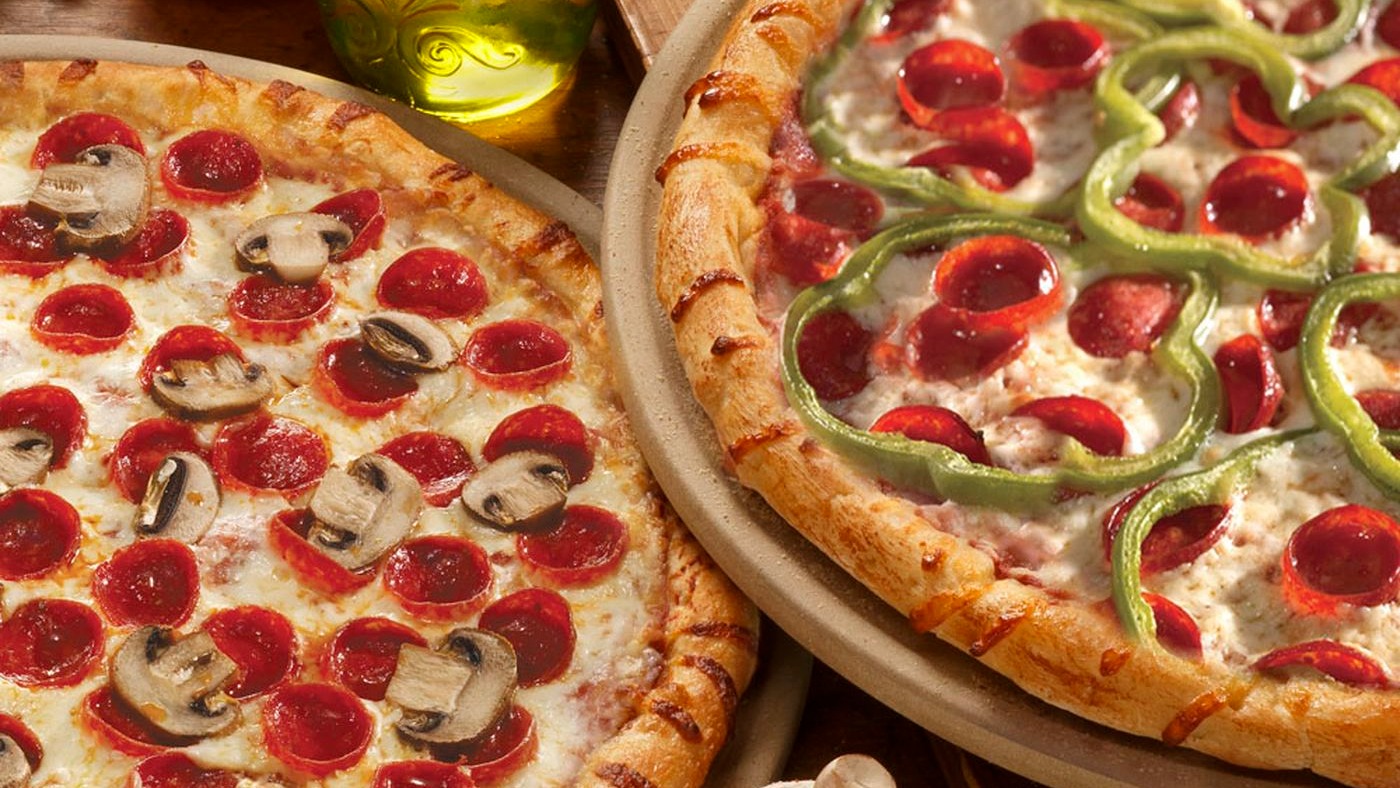 Order Large Pizza food online from Vocelli Pizza store, Arlington on bringmethat.com