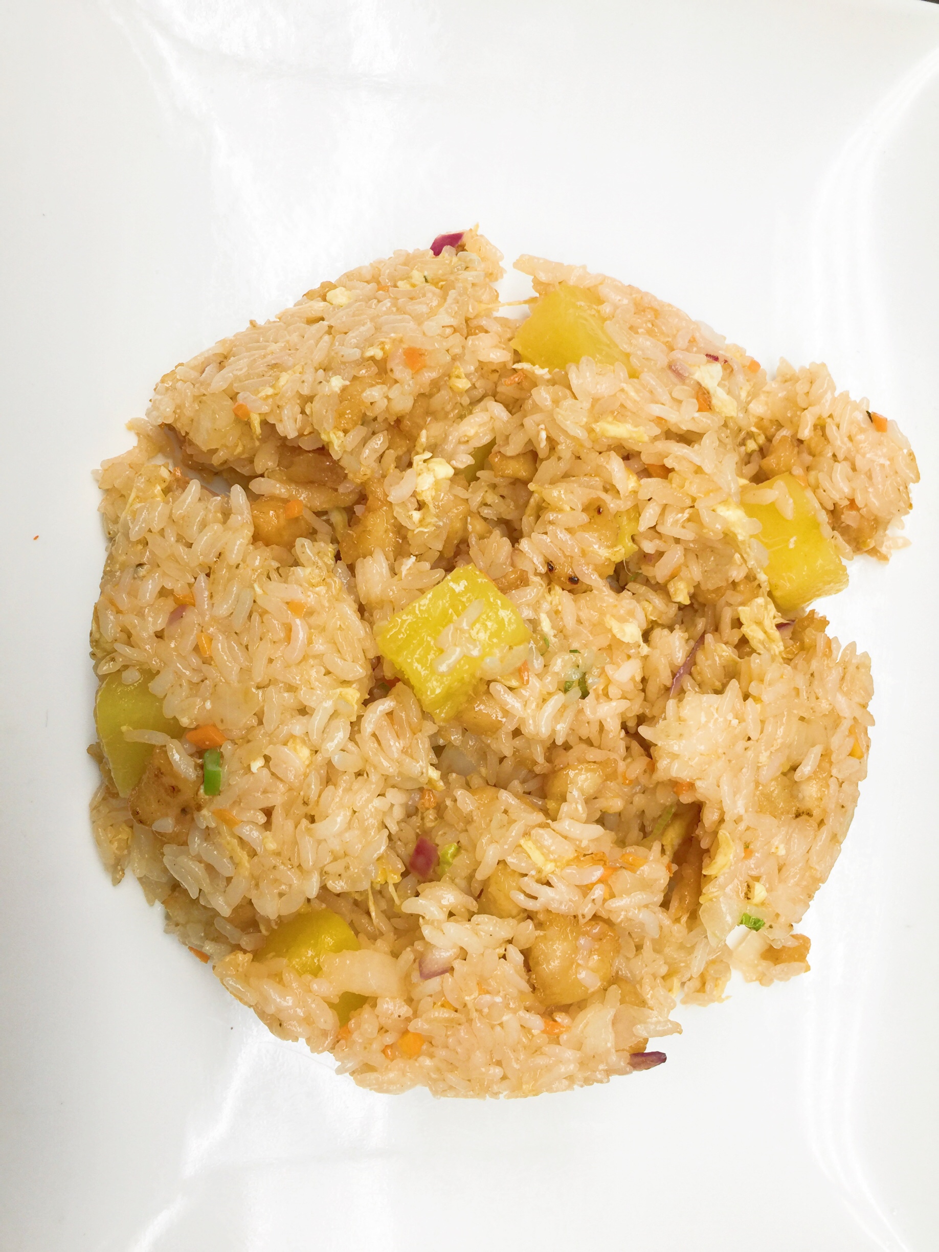 Order Pineapple Fried Rice food online from Komo asian cuisine store, Bellmore on bringmethat.com