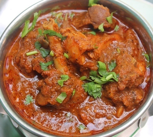 Order Kerala Chicken Curry food online from Mainland India Restaurant store, Niles on bringmethat.com
